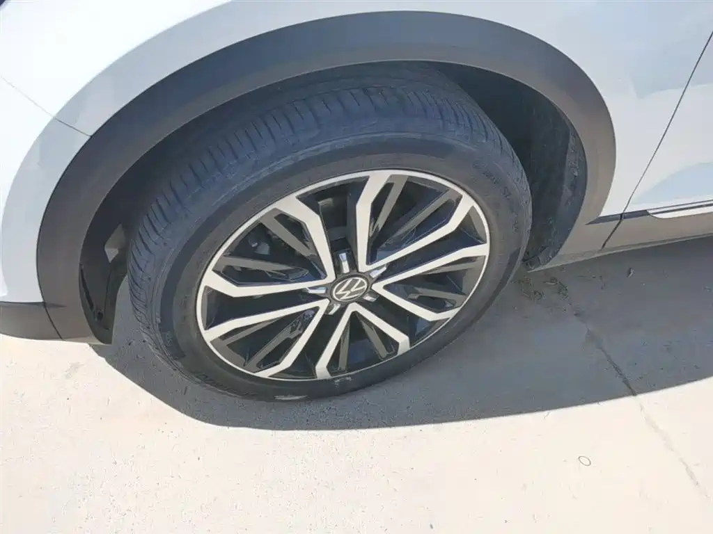 T-ROC 2021 facelift 280TSI DSG two-wheel drive comfortable intelligent connected version купить на сайте DeffCars