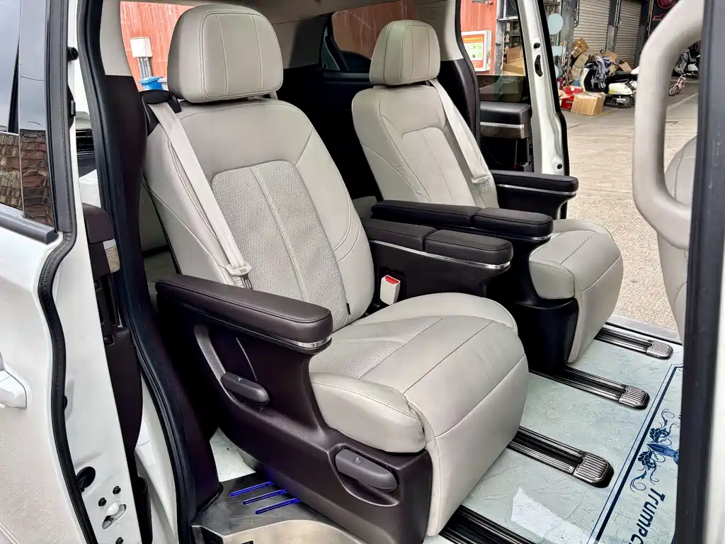 Trumpchi M8 2021 Lingxiu Series 390T Premium Edition купить на сайте DeffCars