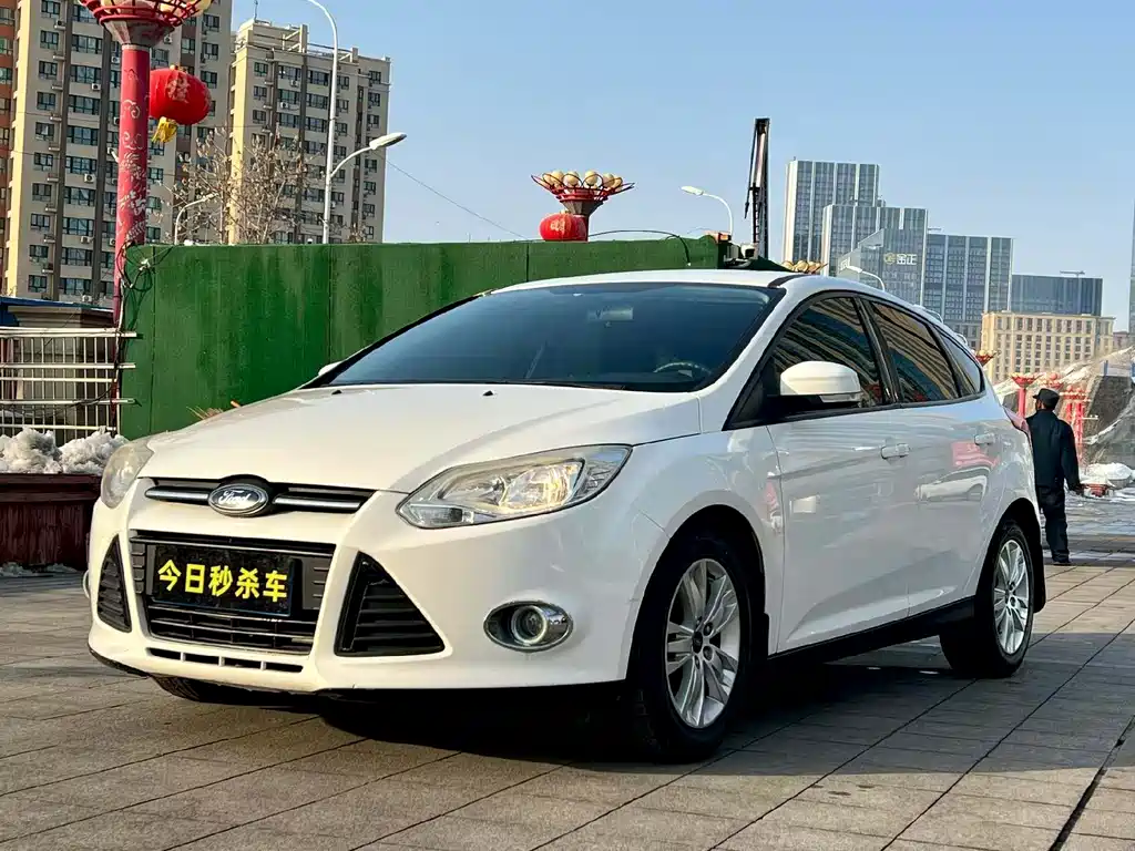 Focus 2012 hatchback 1.6L automatic comfort type купить на сайте DeffCars