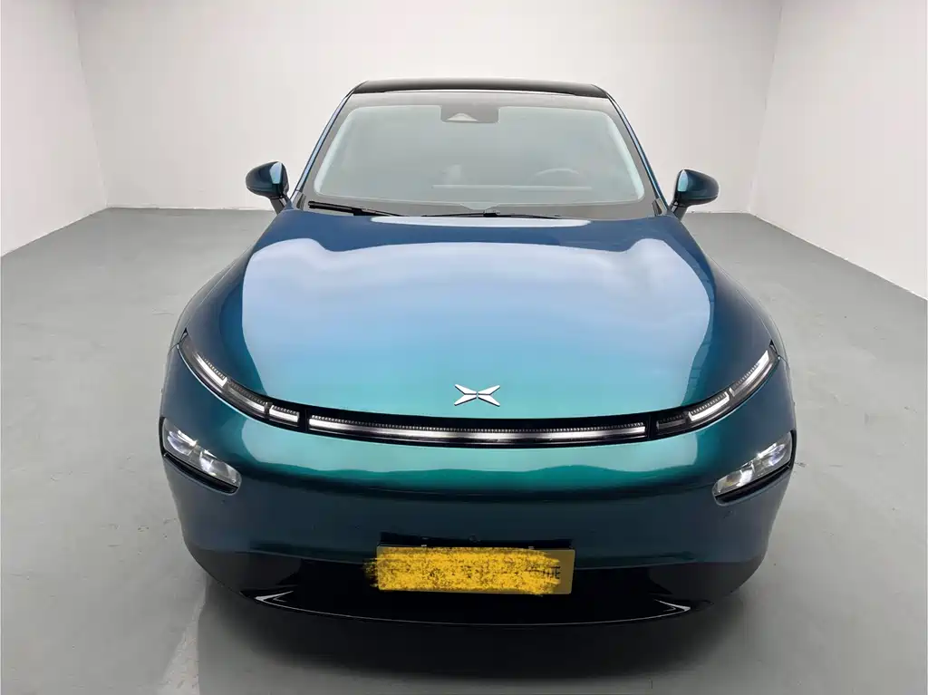 Xpeng P7 2022 model 670N+ купить на сайте DeffCars