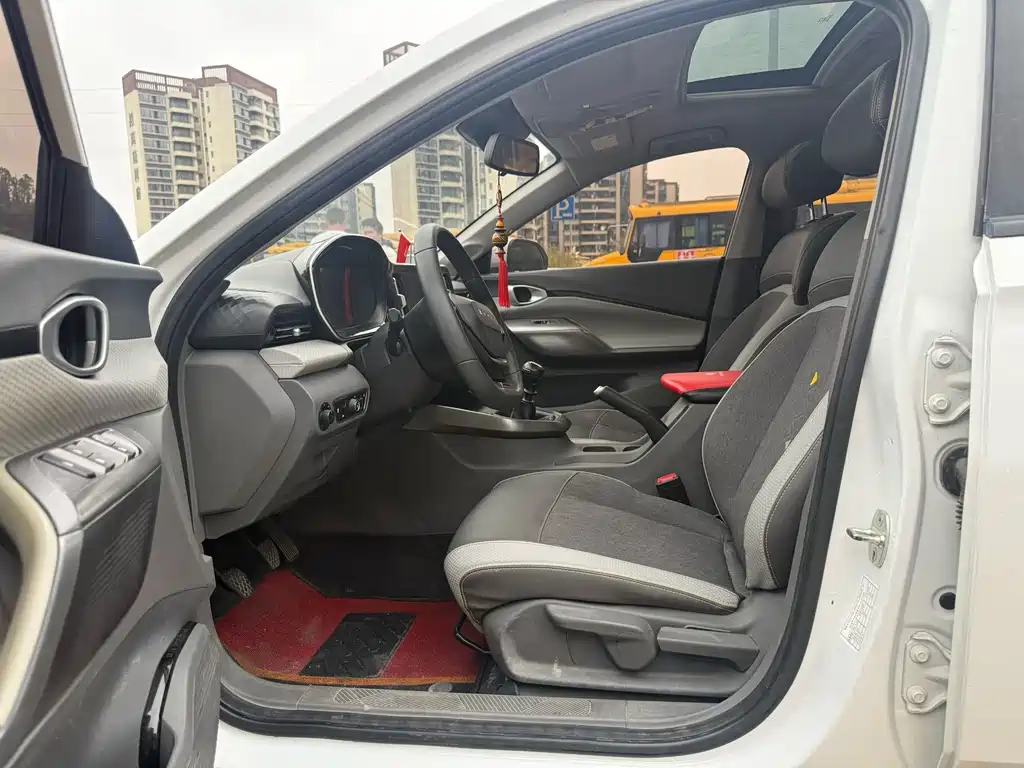 Baojun RC-5 2020 1.5L Manual Zhiyao Elite купить на сайте DeffCars