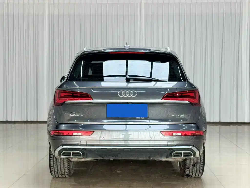 Audi Q5L 2021 40 TFSI luxury and dynamic model купить на сайте DeffCars