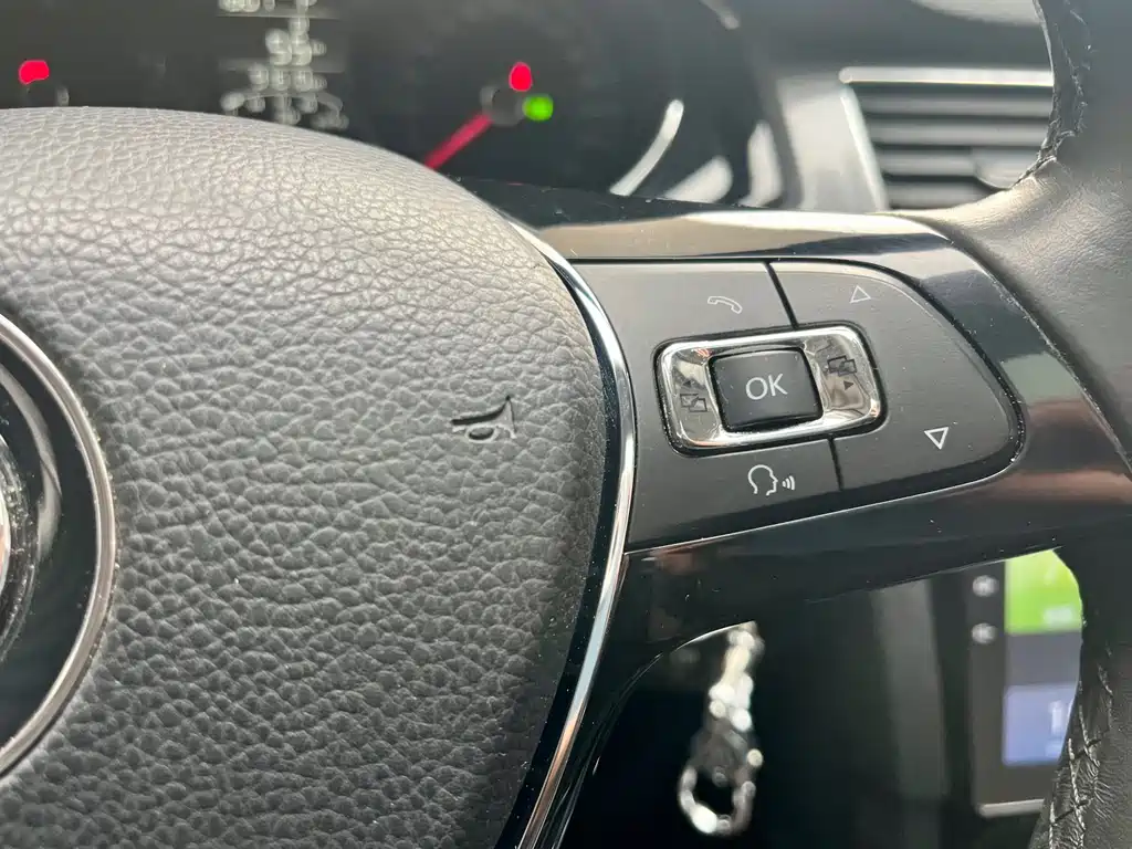 C-TREK Weiling 2018 230TSI DSG comfort model купить на сайте DeffCars