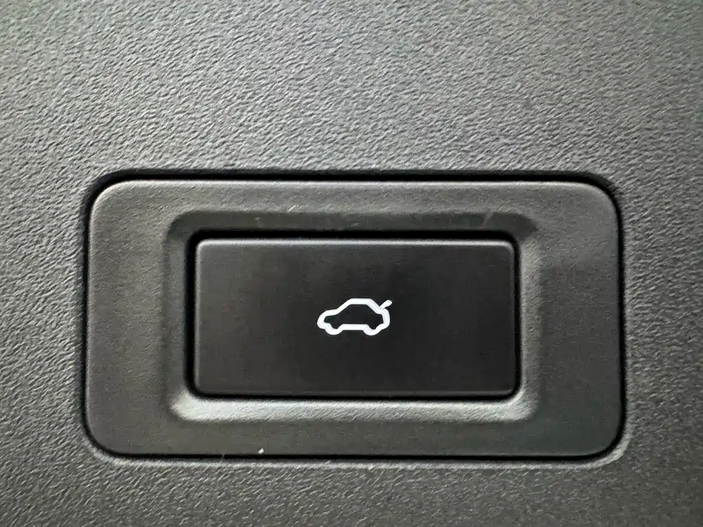 Xingtu Yaoguang 2023 400T two-wheel drive luxury version купить на сайте DeffCars