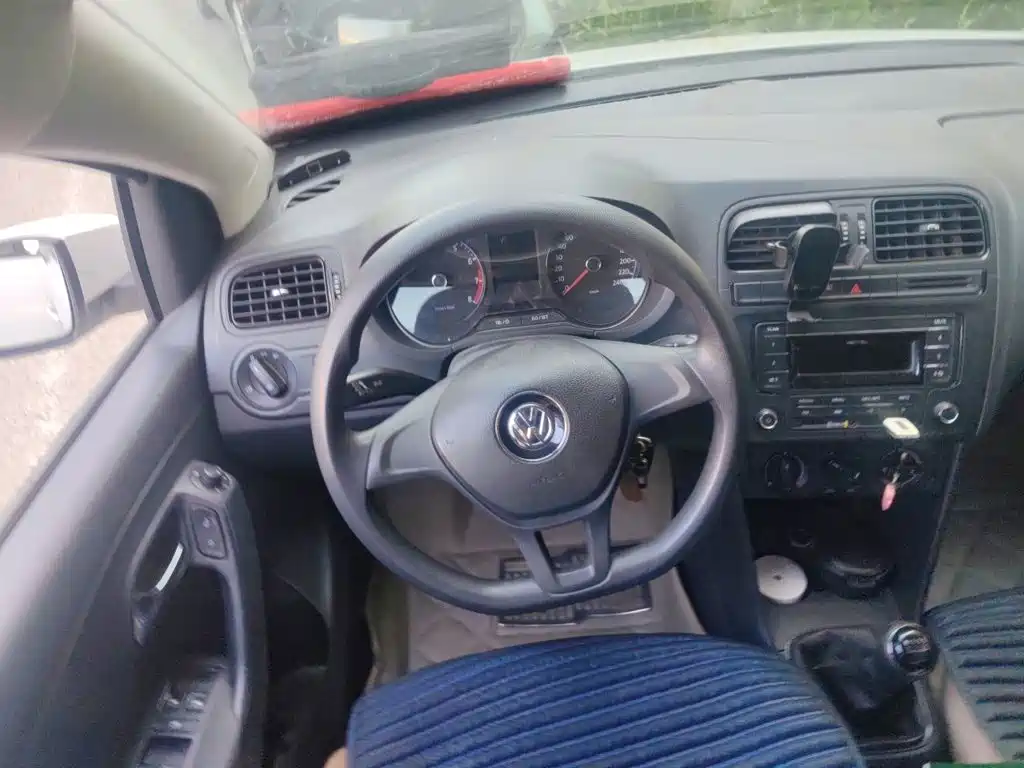 Polo 2014 1.4L manual fashion version купить на сайте DeffCars