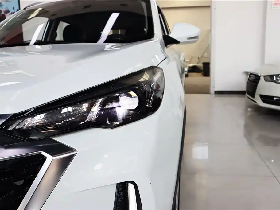 Beijing X3 2019 1.5L Automatic Star Edition купить на сайте DeffCars