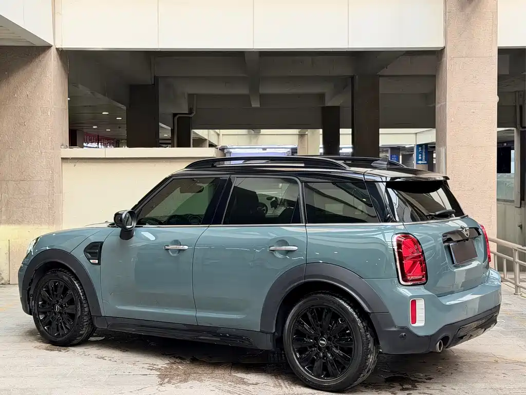 MINI COUNTRYMAN 2021 1.5T COOPER ALL4 Connoisseur купить на сайте DeffCars