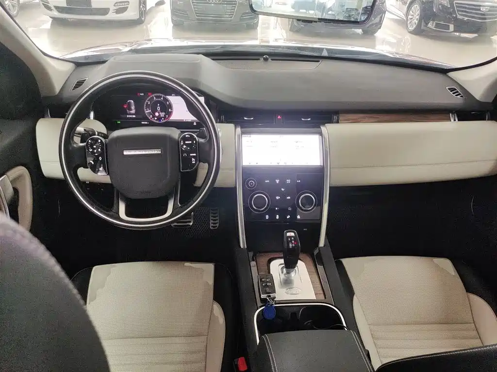 Discovery Sport 2020 249PS R-Dynamic Performance Technology Edition 7-seater купить на сайте DeffCars