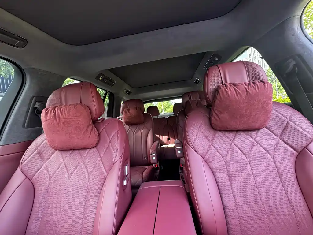 Wenjie M8 2025 pure electric Max+ six-seater long-range version 896-line lidar) купить на сайте DeffCars