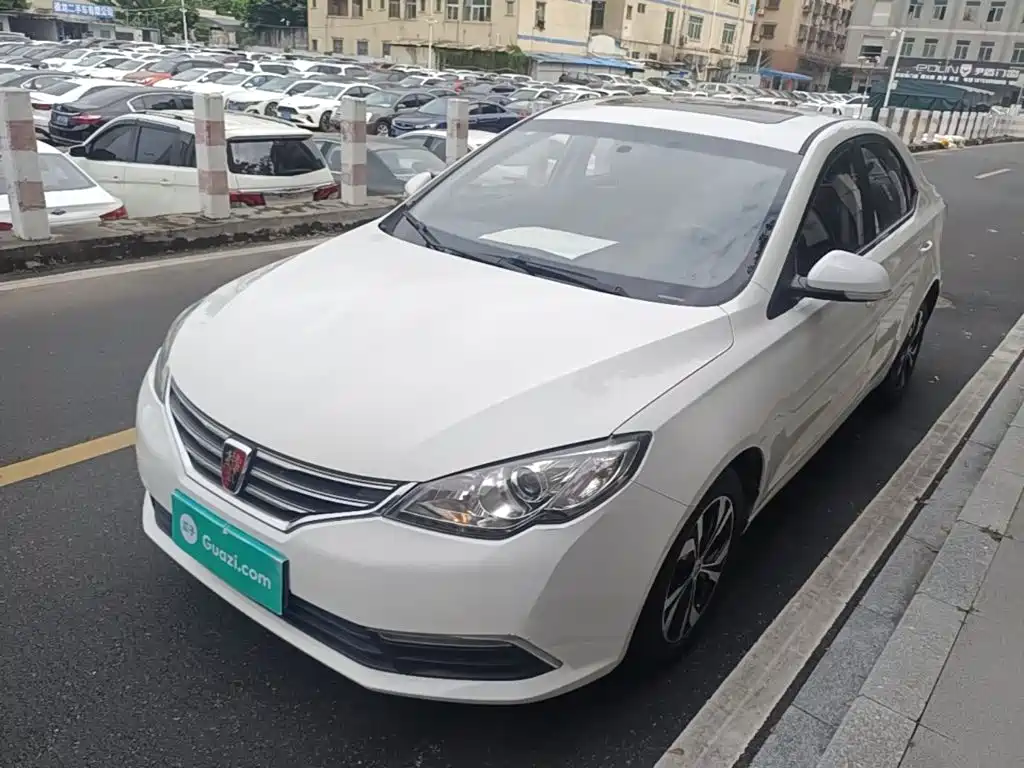 Roewe 360 ​​2017 1.5L Manual Deluxe Edition купить на сайте DeffCars