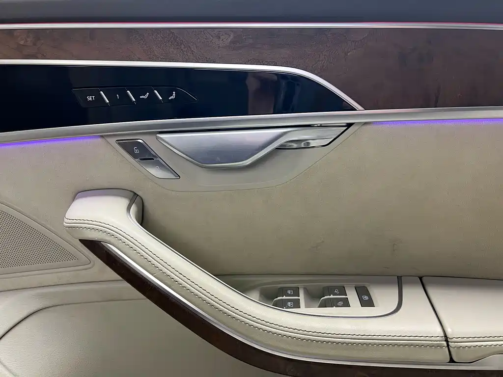Audi A8 2019 facelift Plus A8L 55 TFSI quattro luxury model купить на сайте DeffCars