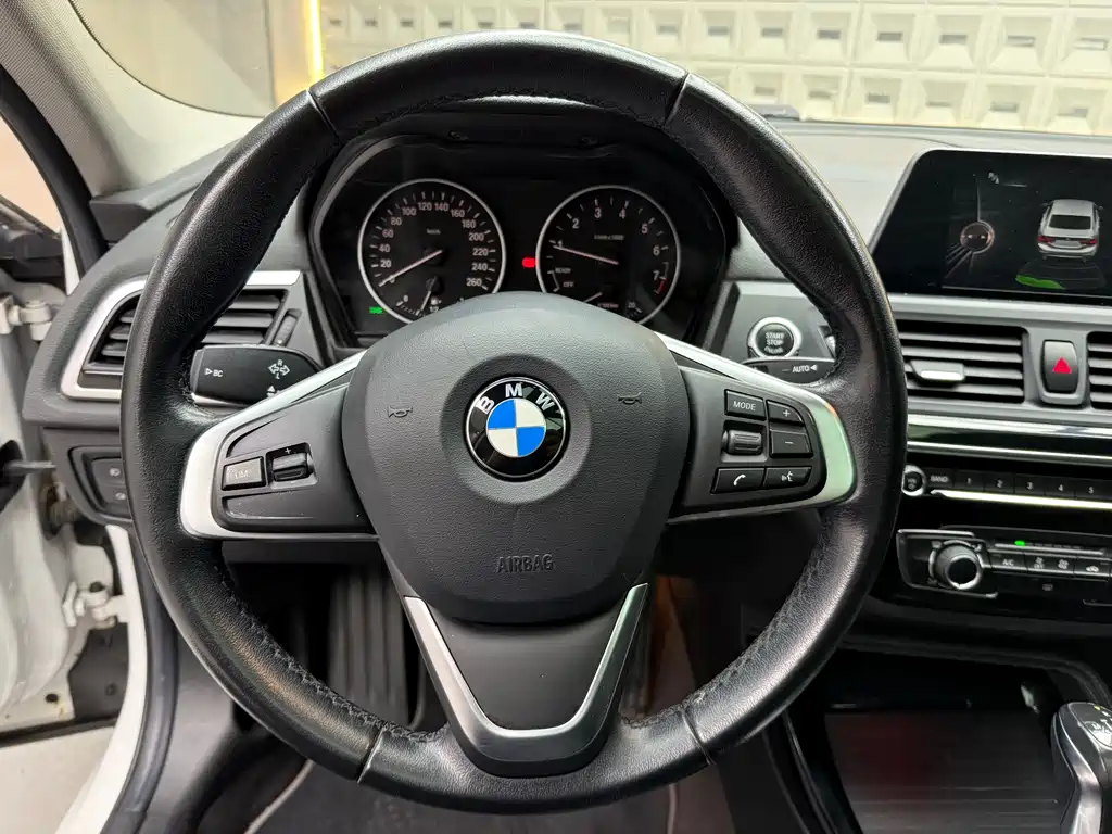 BMW 1 Series 2017 118i Sports купить на сайте DeffCars