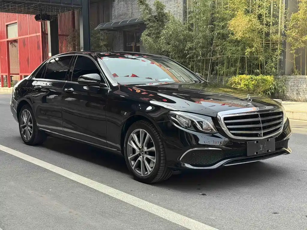Mercedes-Benz E-Class 2019 E 300 L Fashion купить на сайте DeffCars