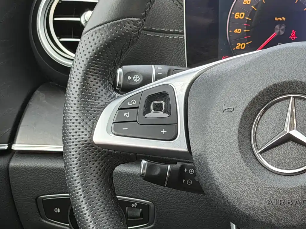 Mercedes-Benz E-Class 2017 E 200 L 4MATIC купить на сайте DeffCars