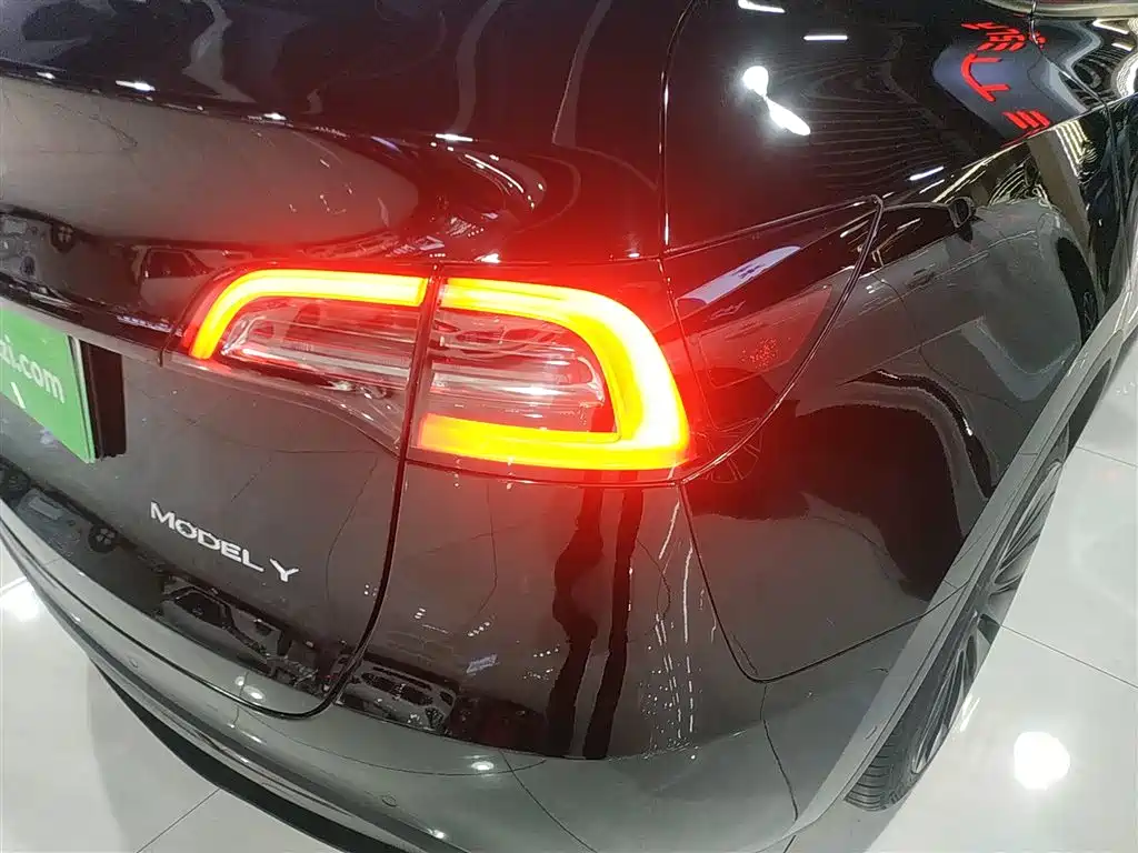 Model Y 2022 rear-wheel drive version купить на сайте DeffCars
