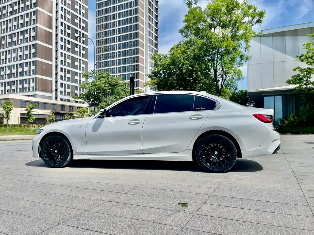 BMW 3 Series 2021 325Li M Sports Package купить на сайте DeffCars