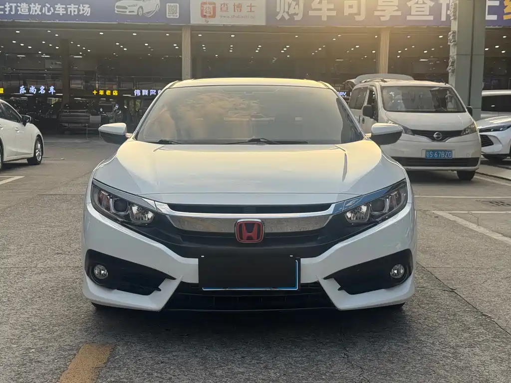 Civic 2016 220TURBO CVT Deluxe Edition купить на сайте DeffCars