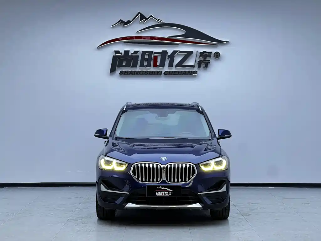 BMW X1 2020 sDrive20Li Exclusive Model купить на сайте DeffCars