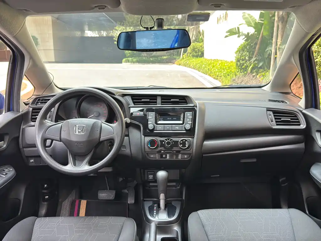 Fit 2018 1.5L CVT Comfort Edition купить на сайте DeffCars