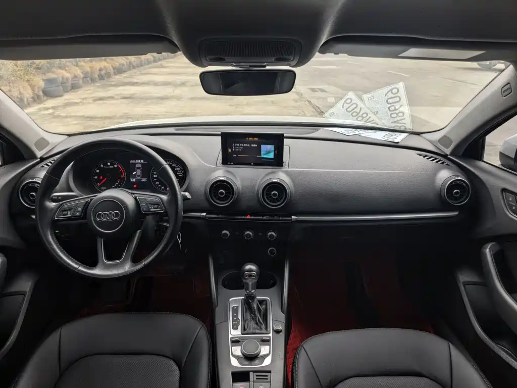 Audi A3 2018 30th Anniversary Limousine 35 TFSI Enterprising купить на сайте DeffCars