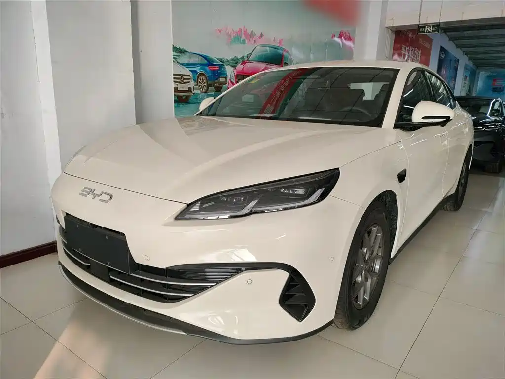 Seal 06 2025 DM-i smart driving version 80KM luxury model купить на сайте DeffCars