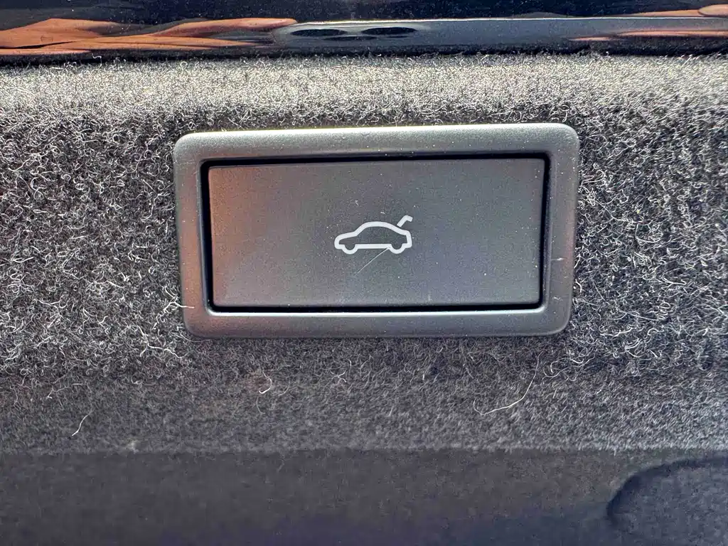 Superb 2023 facelift TSI280 DSG exclusive version купить на сайте DeffCars