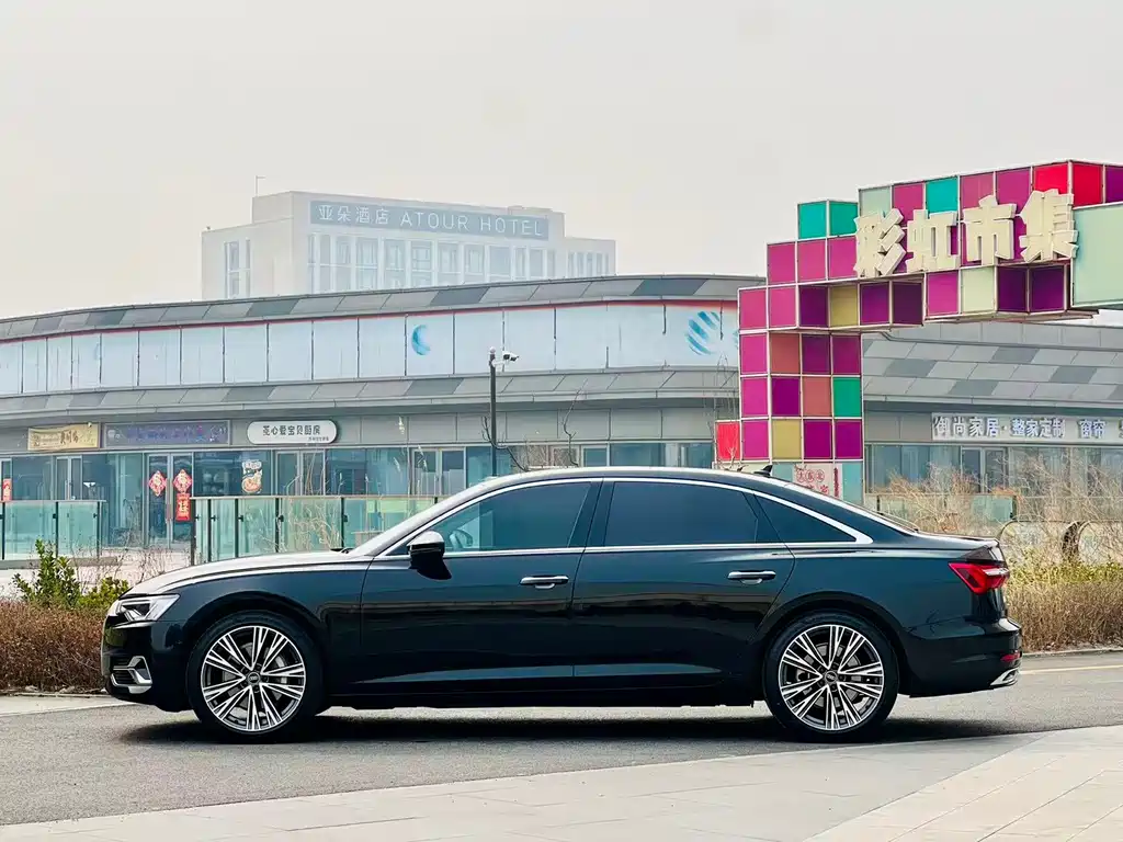 Audi A6L 2024 45 TFSI quattro exclusive and elegant model купить на сайте DeffCars