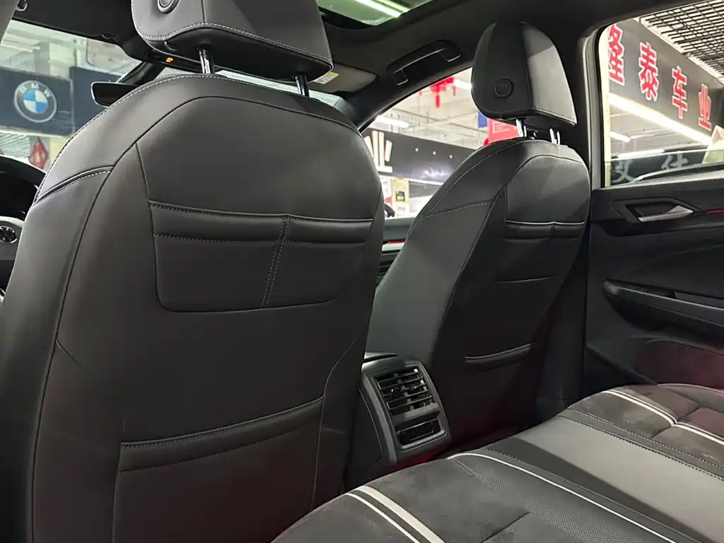 Golf 2023 280TSI DSG R-Line купить на сайте DeffCars