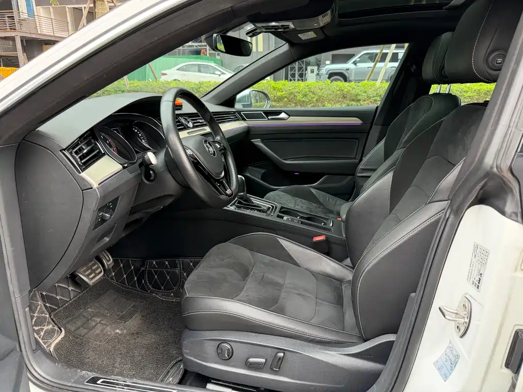FAW-Volkswagen CC 2020 330TSI Huayan Edition National VI купить на сайте DeffCars