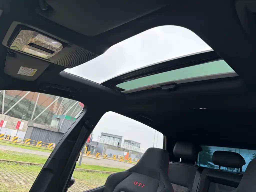 Golf GTI 2023 380TSI DSG GTI купить на сайте DeffCars