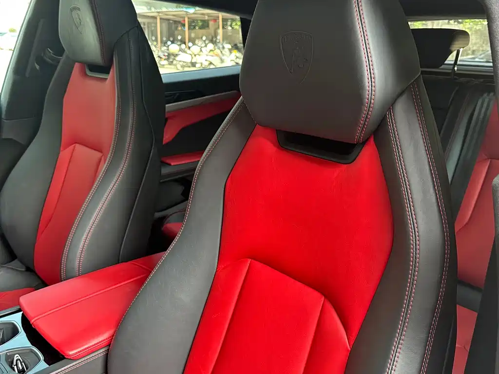 Urus 2018 4.0T V8 купить на сайте DeffCars