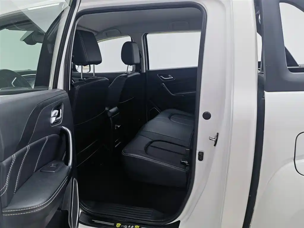 Yuhu 7 2020 2.0T diesel manual four-wheel drive comfort version short-axis National VI JX4D20A6L купить на сайте DeffCars