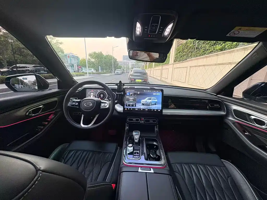 Trumpchi GS8 2022 Pilot Series 2.0TGDI 2WD Luxury Connected Edition (seven seats) купить на сайте DeffCars