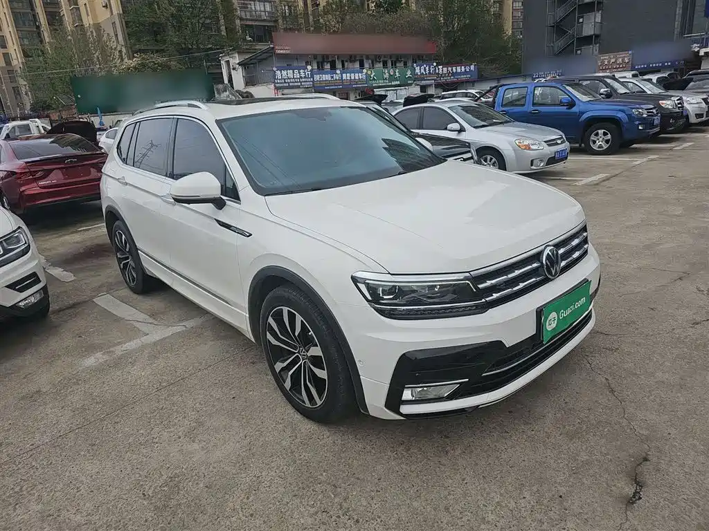 Tiguan L 2021 330TSI automatic two-wheel drive R-Line flagship version купить на сайте DeffCars
