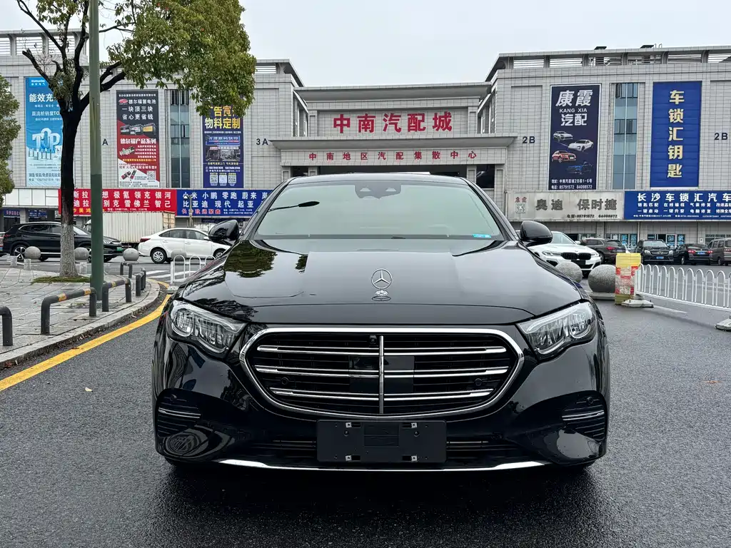 Mercedes-Benz E-Class 2025 E 300 L Luxury Model купить на сайте DeffCars