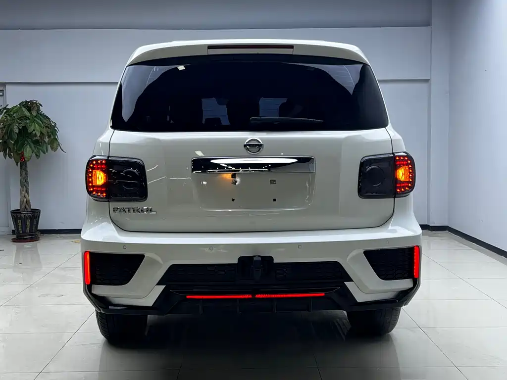 Patrol 2018 4.0L LinkedIn model купить на сайте DeffCars
