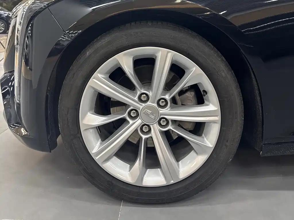 Cadillac CT5 2024 28T Luxury Pro купить на сайте DeffCars