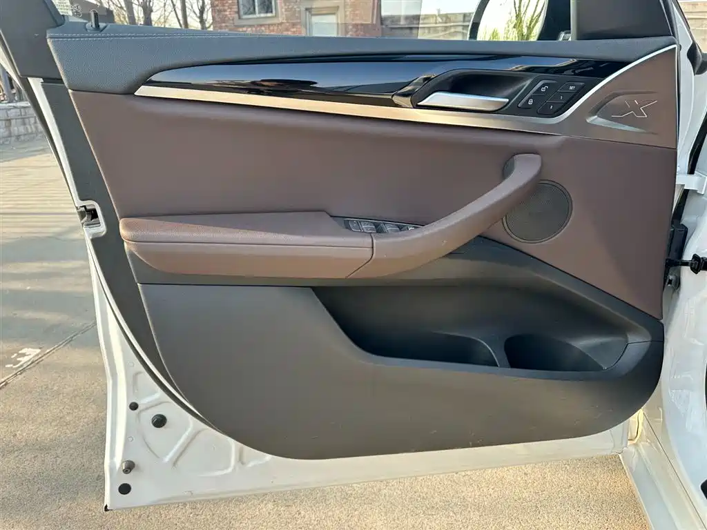 BMW X3 2019 xDrive25i M Sports Package купить на сайте DeffCars