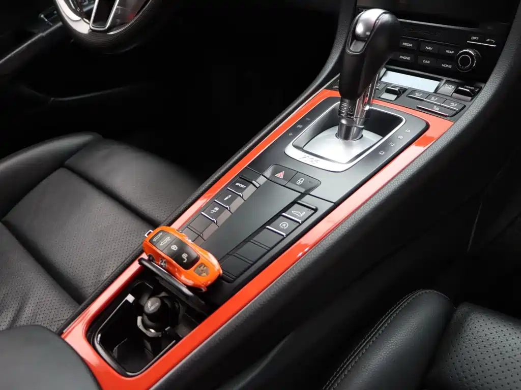 Porsche 718 2016 Cayman 2.0T купить на сайте DeffCars