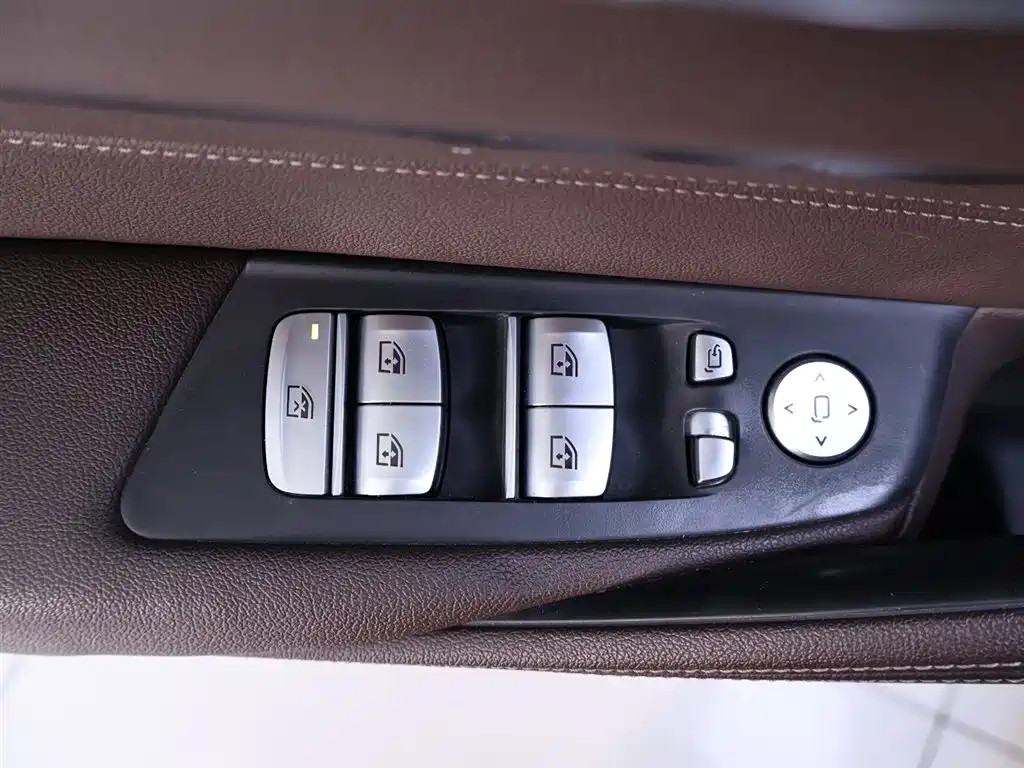 BMW 5 Series 2020 525Li M Sports Package купить на сайте DeffCars