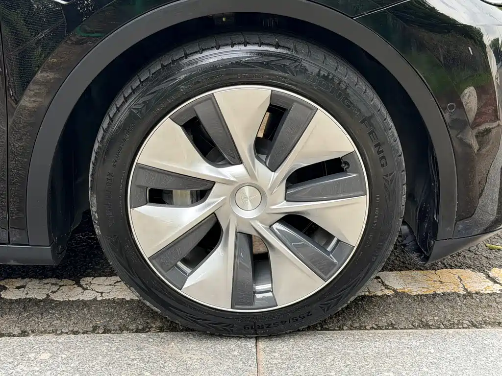 Model Y 2021 long-range all-wheel drive version купить на сайте DeffCars