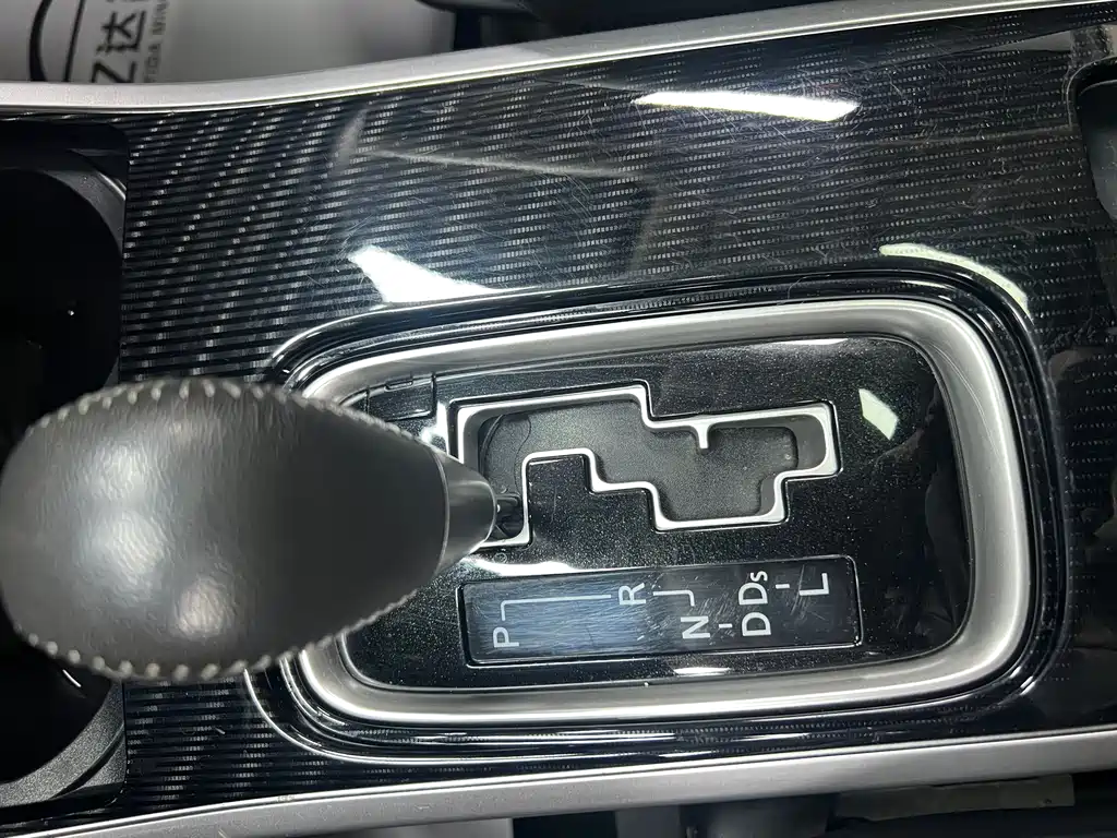 Outlander 2021 2.0L 2WD Enjoy Edition 7 seats купить на сайте DeffCars