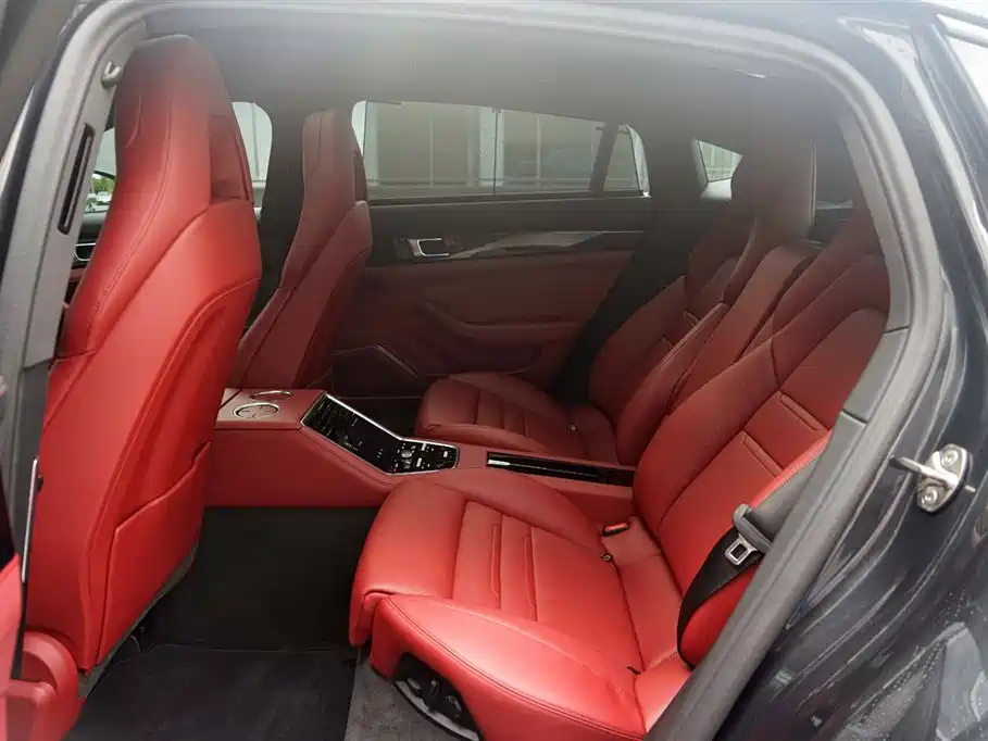 Panamera 2023 Panamera Executive Extended Edition 2.9T купить на сайте DeffCars