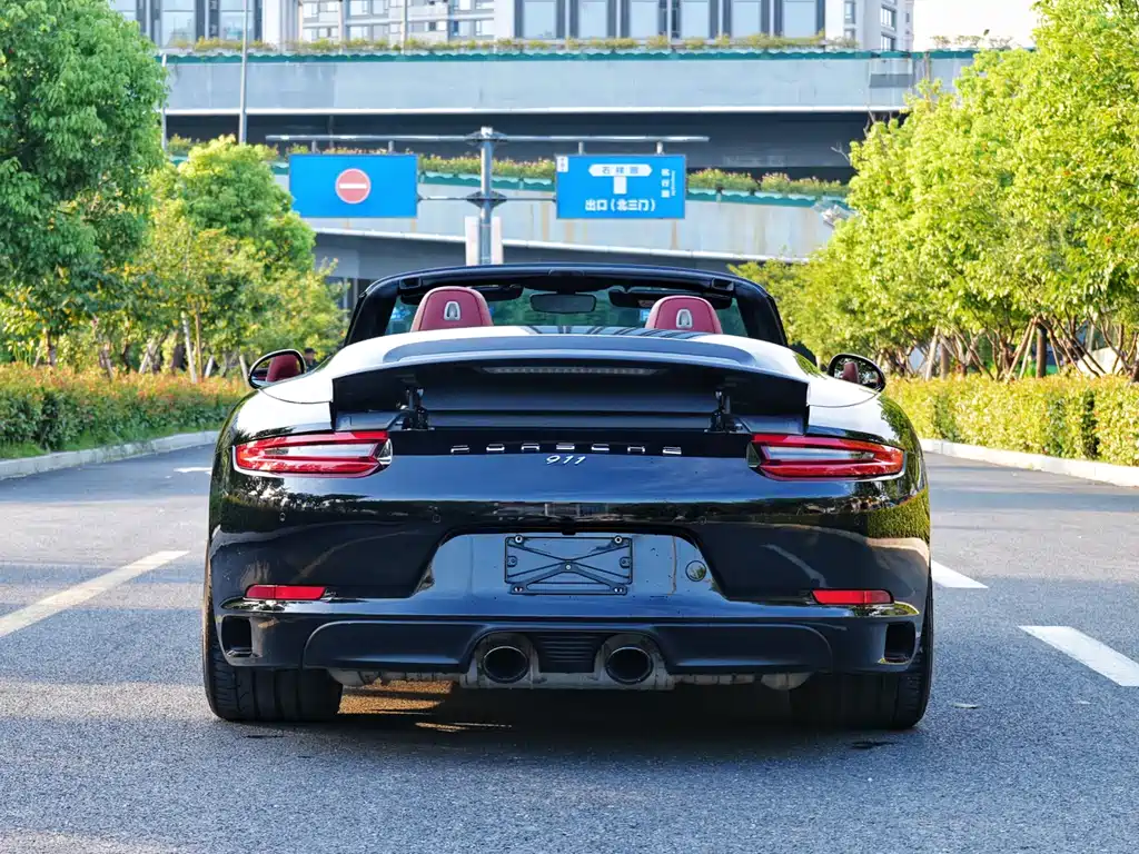 Porsche 911 2016 Carrera Cabriolet 3.0T купить на сайте DeffCars