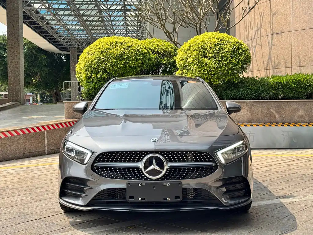 Mercedes-Benz A-Class 2022 Facelift Three A 200 L Sports Sedan Fashionable купить на сайте DeffCars