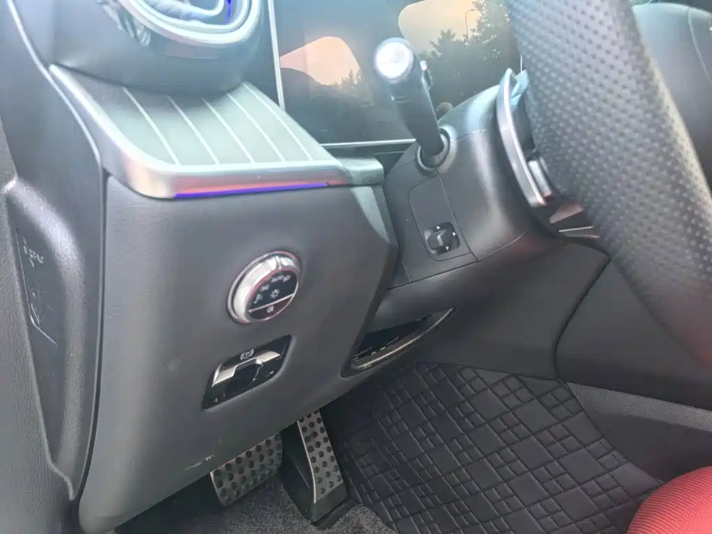Mercedes GLC New Energy 2025 350e L 4MATIC Collector's Edition купить на сайте DeffCars