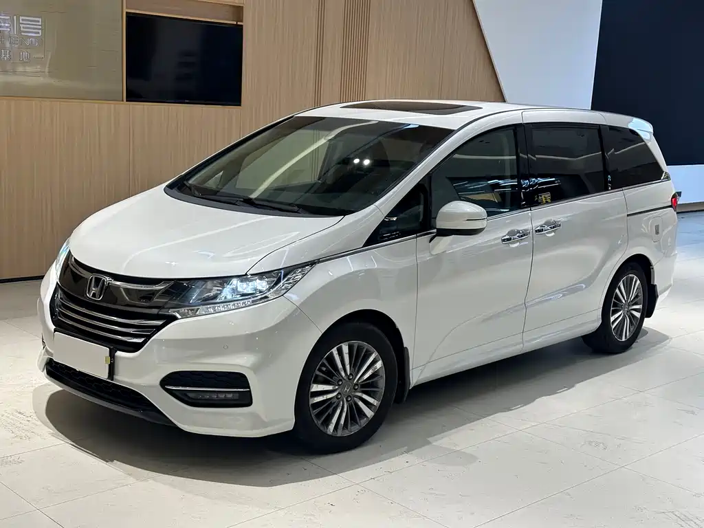 Odyssey 2018 2.4L Exclusive Edition купить на сайте DeffCars