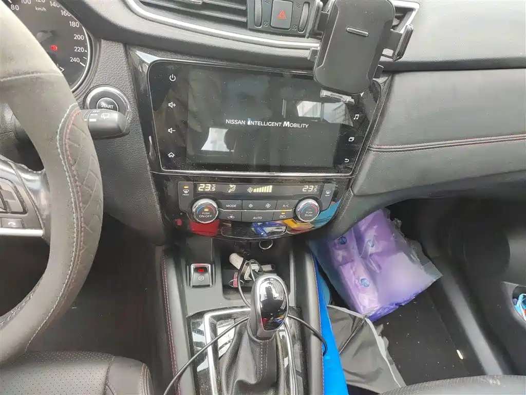Qashqai 2022 2.0L CVT XV Prem Deluxe Edition купить на сайте DeffCars