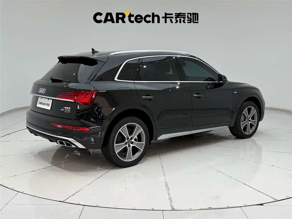 Audi Q5L 2022 facelift 45T luxury and dynamic model купить на сайте DeffCars