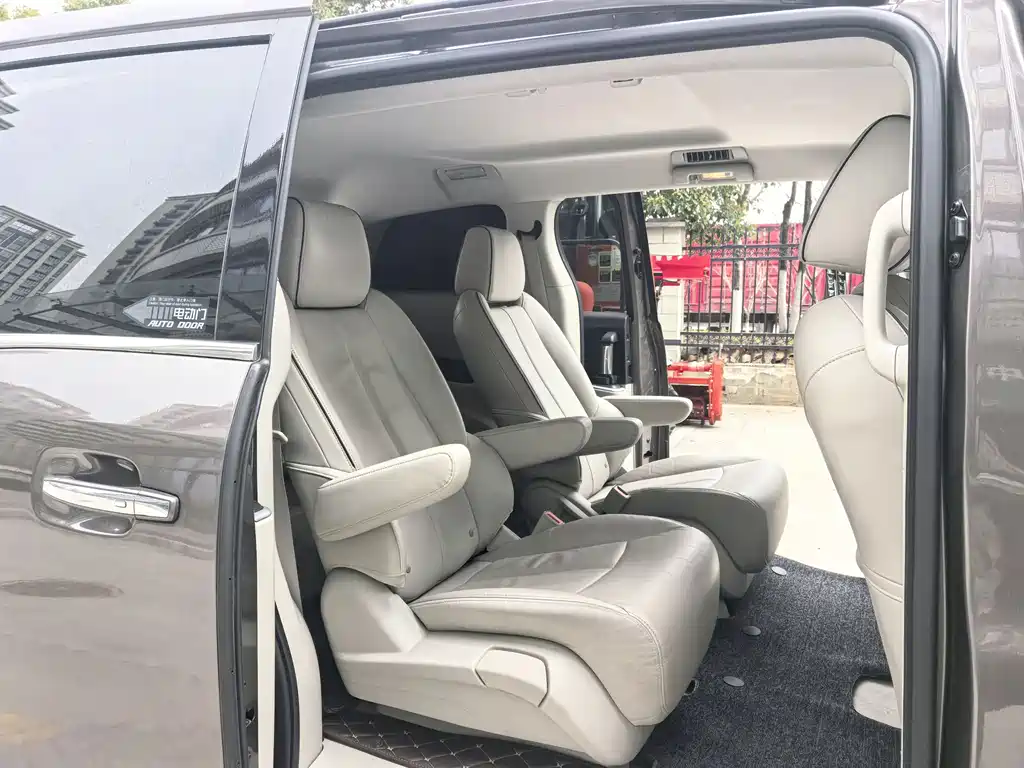 Buick GL8 2020 Land Business Class 652T Luxury купить на сайте DeffCars
